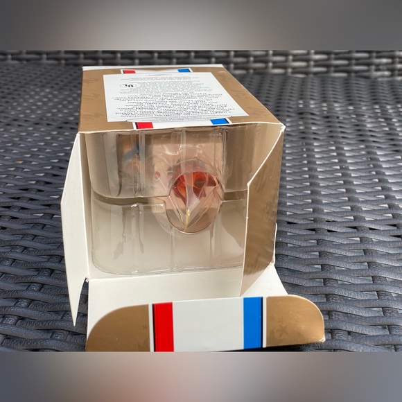 Hallmark 1996 Atlanta Olympic  Lighting The Flame Magic Christmas Ornament - Picture 7 of 8